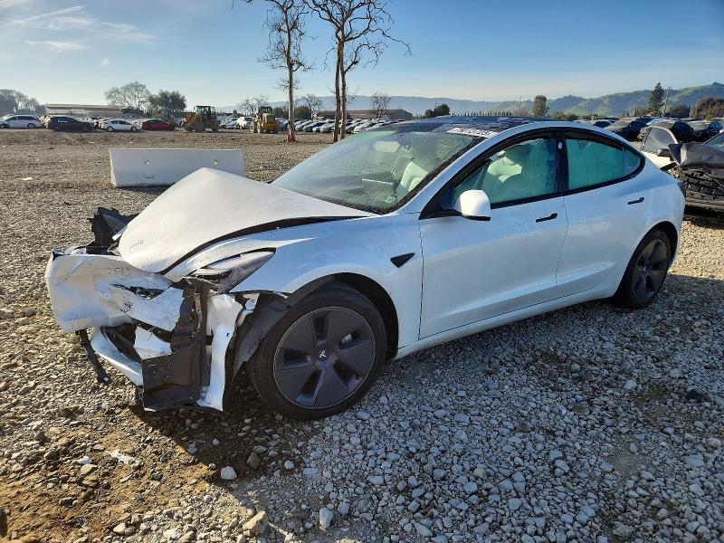 TESLA MODEL 3 2022 with VIN 5YJ3E1EB8NF233132 - Photo from auction