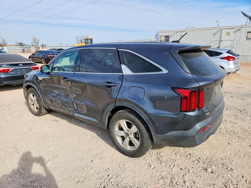 Photo 2 from auction – 2022 KIA SORENTO with VIN 5XYRG4LC6NG089042