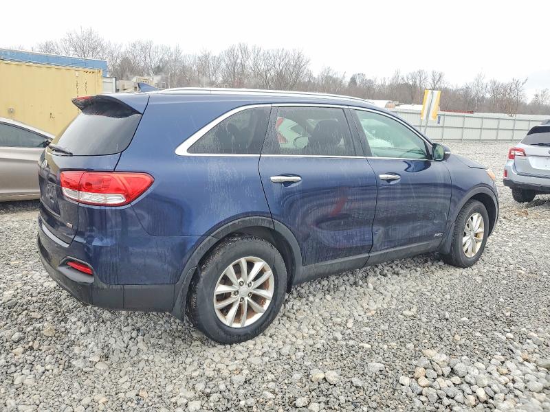 Photo 3 from auction – 2016 KIA SORENTO LX with VIN 5XYPGDA39GG039488