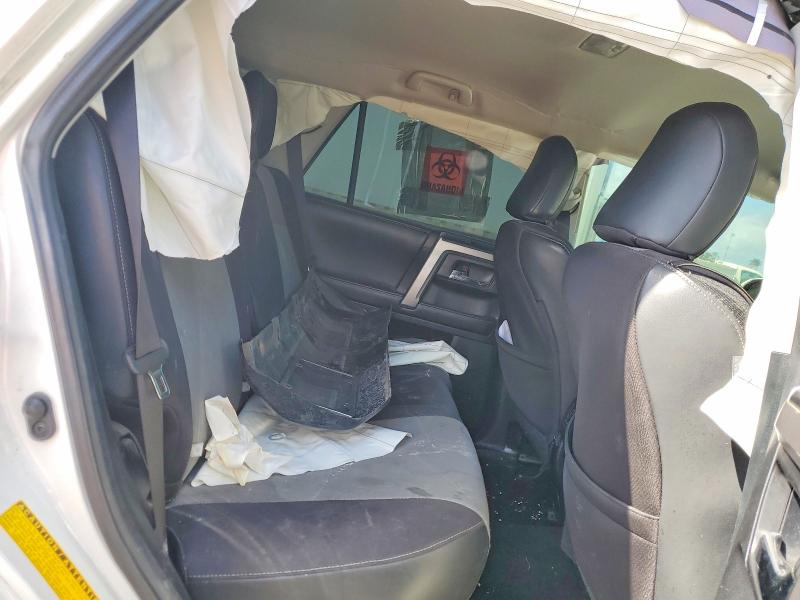 Photo 11 from auction – 2019 TOYOTA 4RUNNER with VIN JTEZU5JR5K5206485