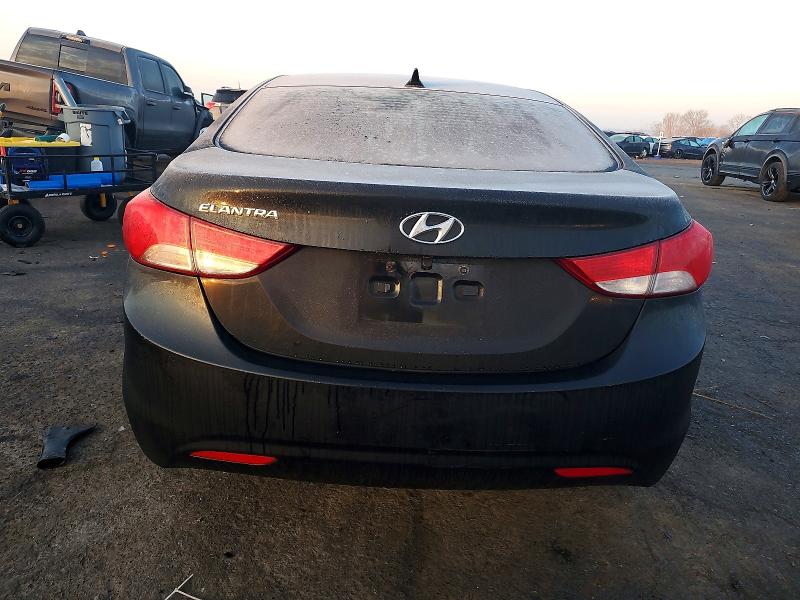 Photo 6 from auction – 2013 HYUNDAI ELANTRA GL with VIN 5NPDH4AE2DH366918