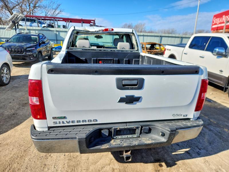 Photo 6 from auction – 2010 CHEVROLET SILVERADO with VIN 1GCSCSE0XAZ195316