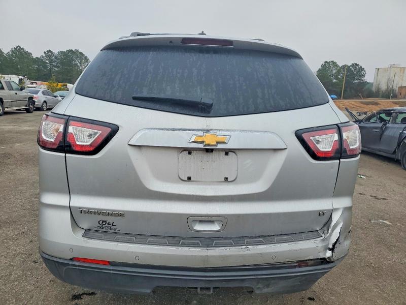 Photo 6 from auction – 2017 CHEVROLET TRAVERSE with VIN 1GNKRGKD2HJ201483