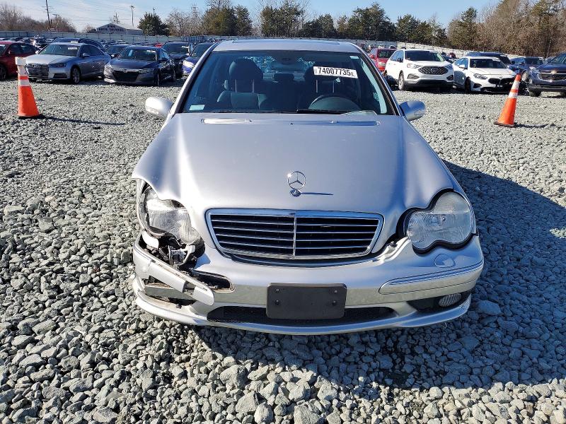 Photo 5 from auction – 2004 MERCEDES-BENZ C 32 AMG K with VIN WDBRF65J84F466836