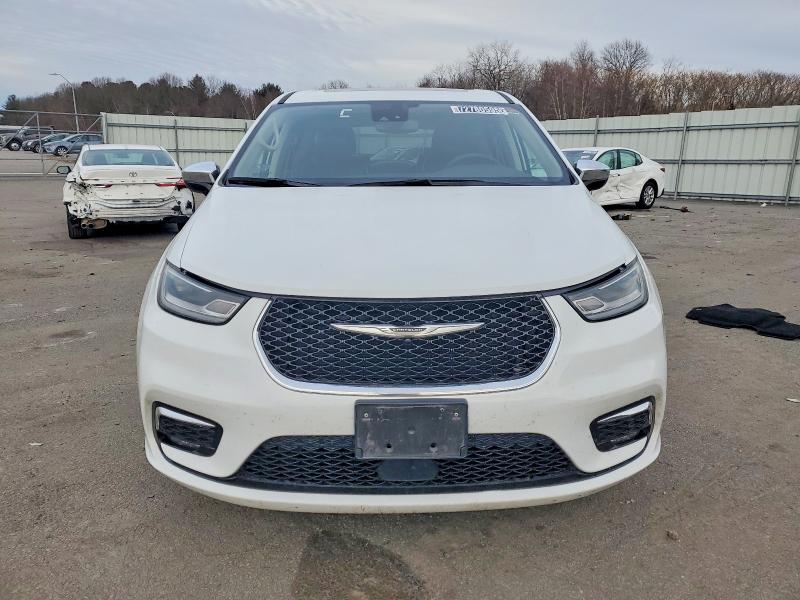 Photo 5 from auction – 2023 CHRYSLER PACIFICA H with VIN 2C4RC1S70PR527213