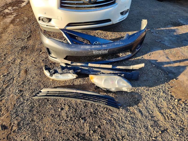 Photo 12 from auction – 2012 TOYOTA COROLLA with VIN 2T1BU4EE4CC893373