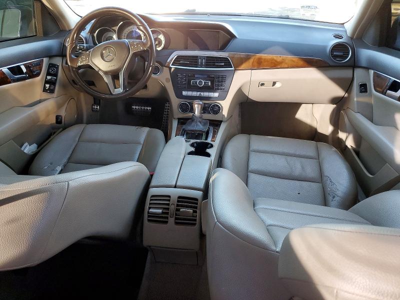 Photo 8 from auction – 2013 MERCEDES-BENZ C with VIN WDDGF4HB2DR247442