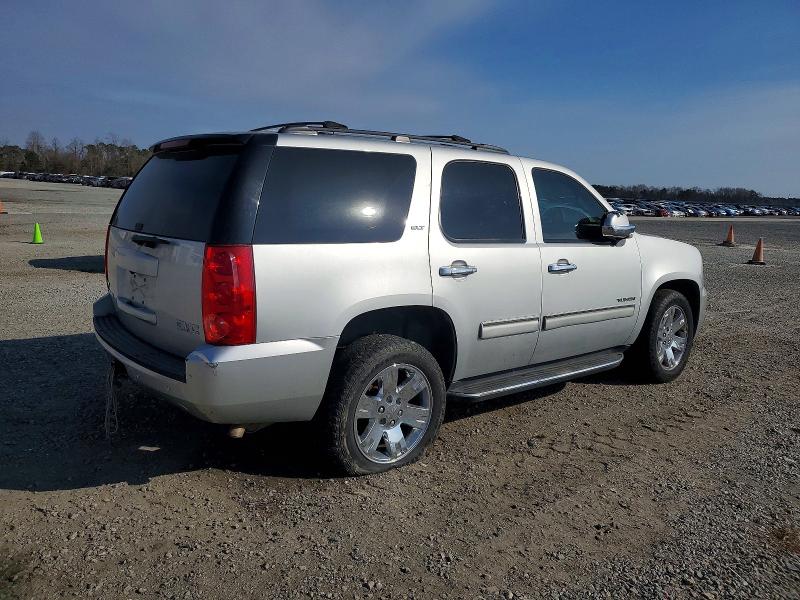 Photo 3 from auction – 2011 GMC YUKON SLT with VIN 1GKS2CE06BR169648