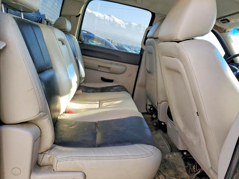 Photo 10 from auction – 2007 CHEVROLET SILVERADO with VIN 1GCHK23677F517795