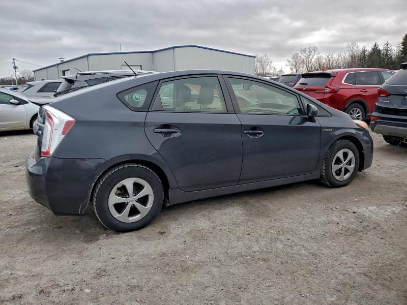Photo 3 from auction – 2012 TOYOTA PRIUS with VIN JTDKN3DU6C5468850