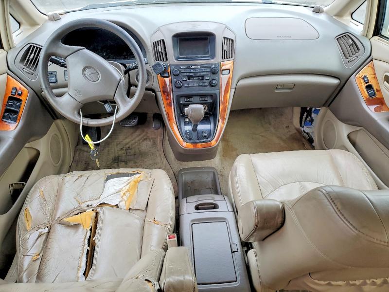 Photo 8 from auction – 2000 LEXUS RX 300 with VIN JT6HF10U4Y0127556
