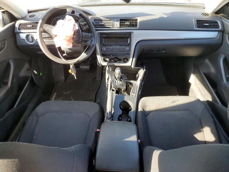 Photo 8 from auction – 2014 VOLKSWAGEN PASSAT S with VIN 1VWAP7A36EC006714