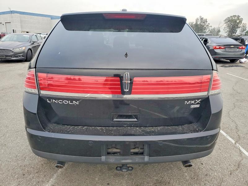 Photo 6 from auction – 2008 LINCOLN MKX with VIN 2LMDU68C68BJ18863