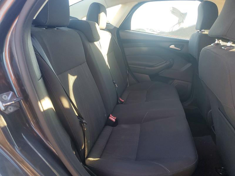 Photo 10 from auction – 2015 FORD FOCUS SE with VIN 1FADP3F29FL221679