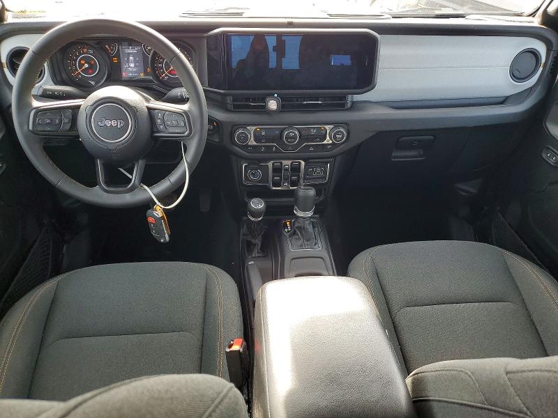 Photo 8 from auction – 2024 JEEP GLADIATOR with VIN 1C6HJTAG0RL121367