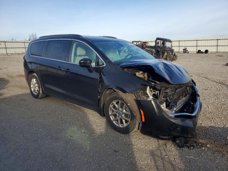 Photo 4 from auction – 2021 CHRYSLER VOYAGER LX with VIN 2C4RC1DG9MR541507