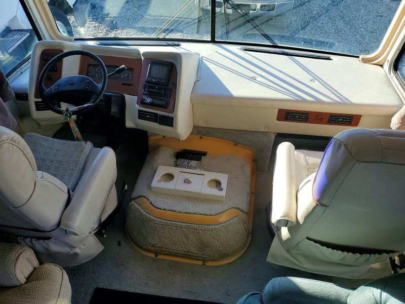 Photo 5 from auction – 1996 GULF STREAM SCENIC CRU with VIN 3FCMF53G2TJA02552