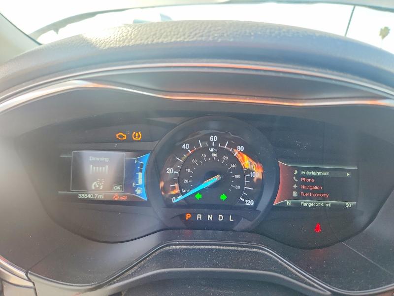 Photo 9 from auction – 2020 FORD FUSION with VIN 3FA6P0LU2LR221226