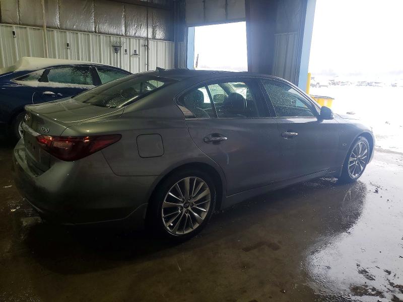 Photo 3 from auction – 2018 INFINITI Q50 with VIN JN1EV7AR6JM438080