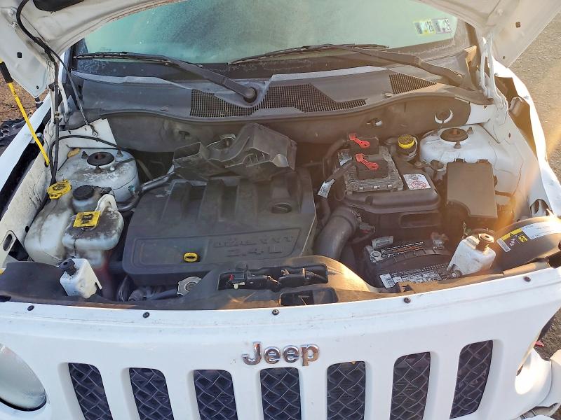 Photo 11 from auction – 2015 JEEP PATRIOT with VIN 1C4NJRFB5FD183784