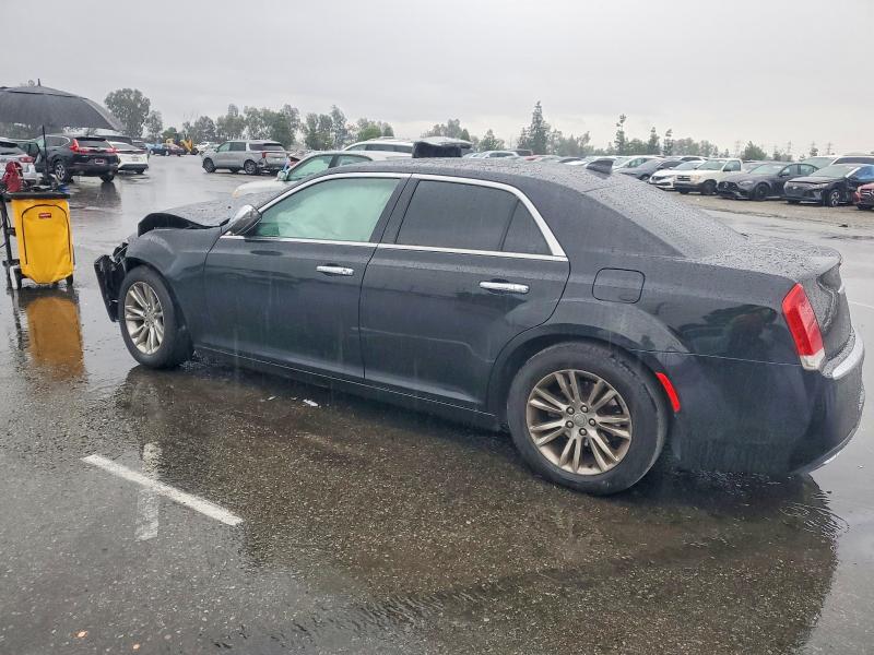 Photo 2 from auction – 2016 CHRYSLER 300C with VIN 2C3CCAEG3GH147522