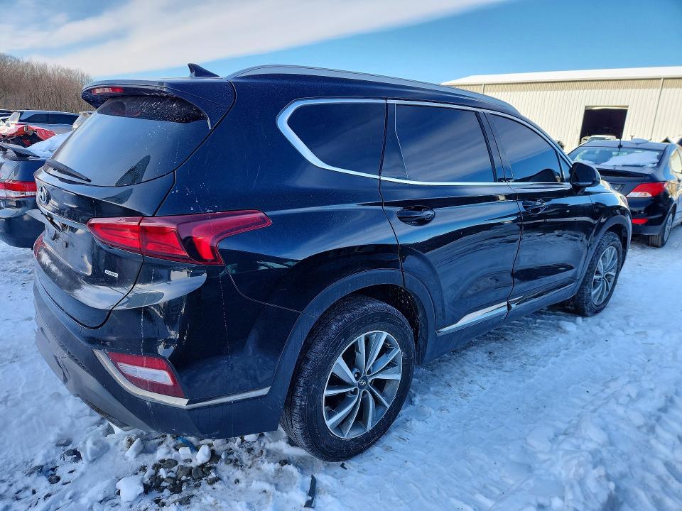Photo 3 from auction – 2019 HYUNDAI SANTA FE with VIN 5NMS3CAD1KH024149