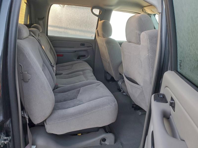 Photo 10 from auction – 2005 CHEVROLET AVALANCHE with VIN 3GNEK12Z95G281632