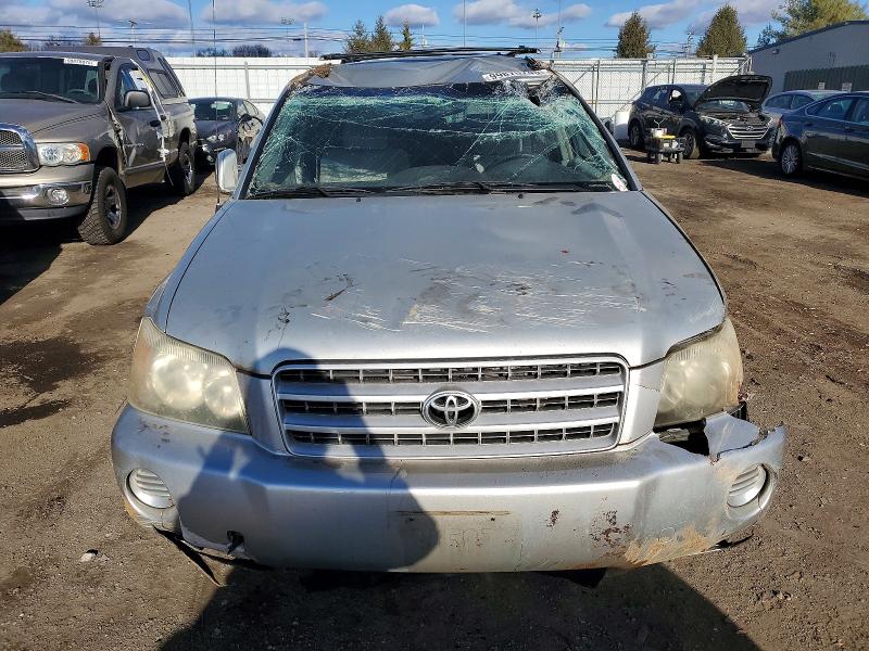 Photo 5 from auction – 2003 TOYOTA HIGHLANDER with VIN JTEGF21A630121177
