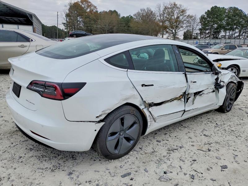 Photo 3 from auction – 2019 TESLA MODEL 3 with VIN 5YJ3E1EB5KF388264