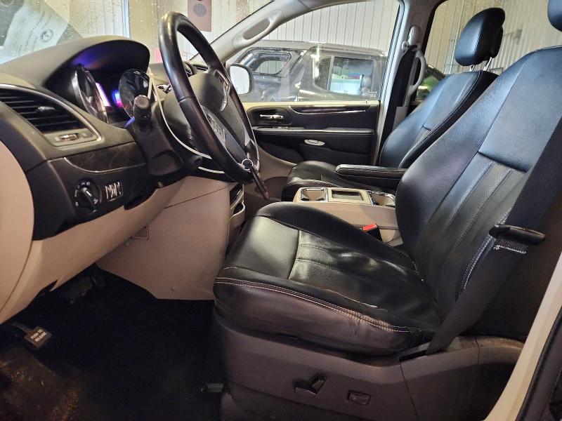 Photo 7 from auction – 2013 CHRYSLER TOWN & COU with VIN 2C4RC1BG9DR508560