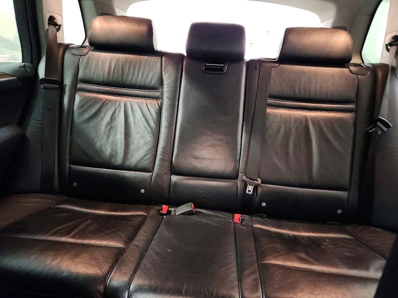 Photo 10 from auction – 2007 BMW X5 4.8I with VIN 4USFE83527LY66321