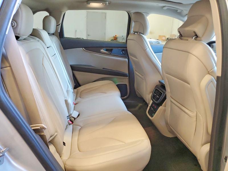 Photo 10 from auction – 2019 LINCOLN NAUTILUS R with VIN 2LMPJ6L95KBL42182