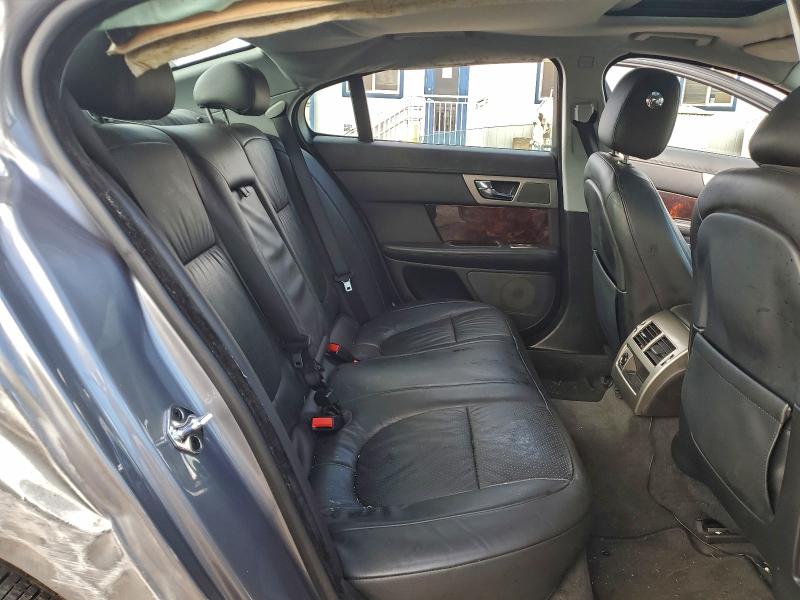 Photo 10 from auction – 2011 JAGUAR XF with VIN SAJWA0GB3BLS10982