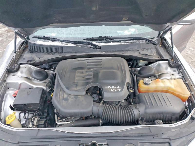 Photo 11 from auction – 2013 CHRYSLER 300 with VIN 2C3CCAAG4DH712197