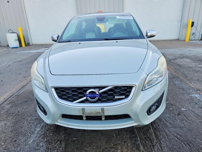 Photo 5 from auction – 2011 VOLVO C30 with VIN YV1672MK9B2241456
