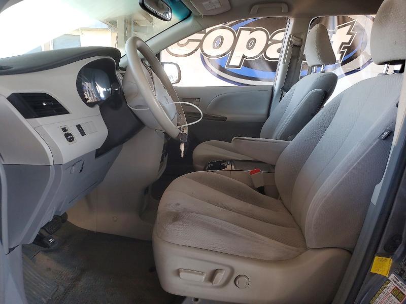 Photo 7 from auction – 2013 TOYOTA SIENNA with VIN 5TDKK3DC4DS334477