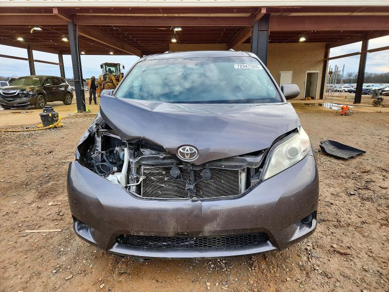 Photo 5 from auction – 2016 TOYOTA SIENNA LE with VIN 5TDKK3DC2GS730704