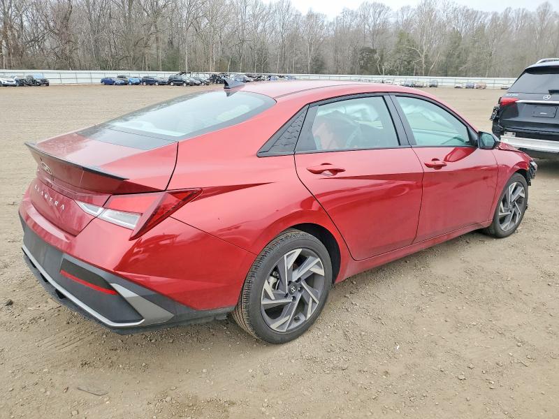 Photo 3 from auction – 2025 HYUNDAI ELANTRA with VIN KMHLM4DG5SU045751