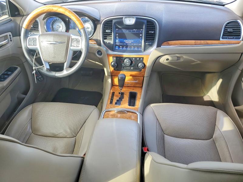 Photo 8 from auction – 2013 CHRYSLER 300C with VIN 2C3CCAKT8DH602564