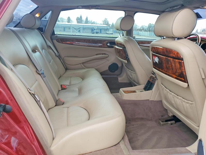 Photo 10 from auction – 2000 JAGUAR VANDENPLAS with VIN SAJDA24C6YLF18742