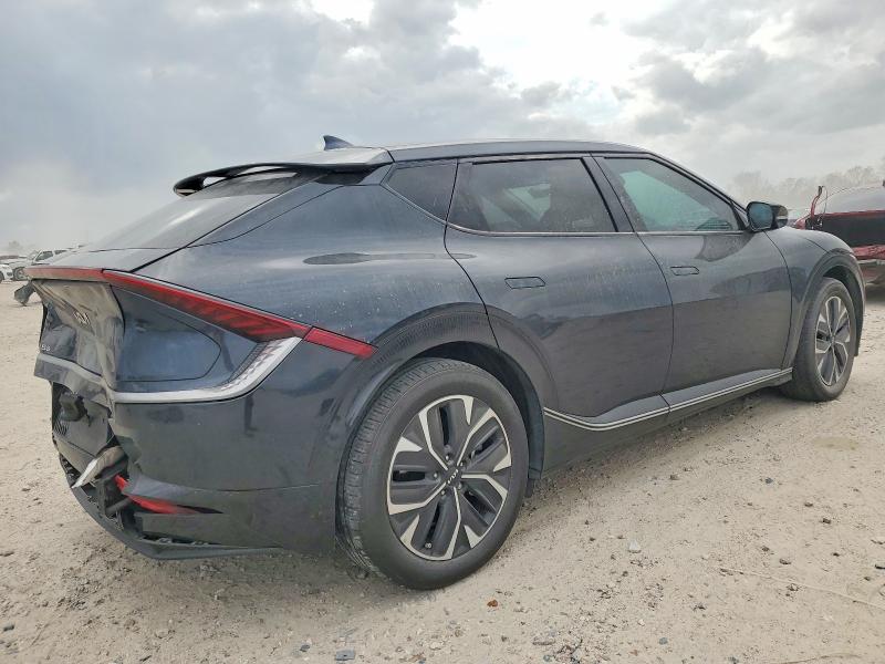 Photo 3 from auction – 2022 KIA EV6 with VIN KNDC34LA5N5034493