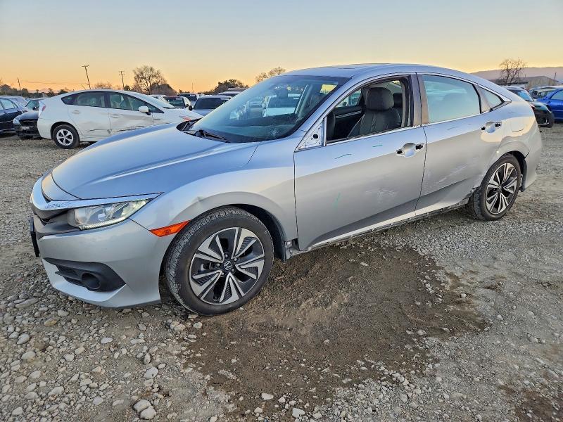 Zdjęcie 1 z aukcji – 2016 HONDA CIVIC z VIN 19XFC1F73GE210976