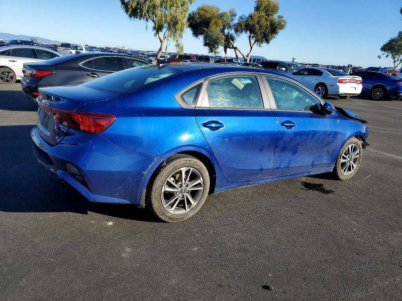 Photo 3 from auction – 2023 KIA FORTE with VIN 3KPF24AD4PE647158