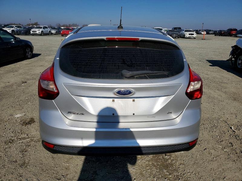 Photo 6 from auction – 2014 FORD FOCUS SE with VIN 1FADP3K28EL350503