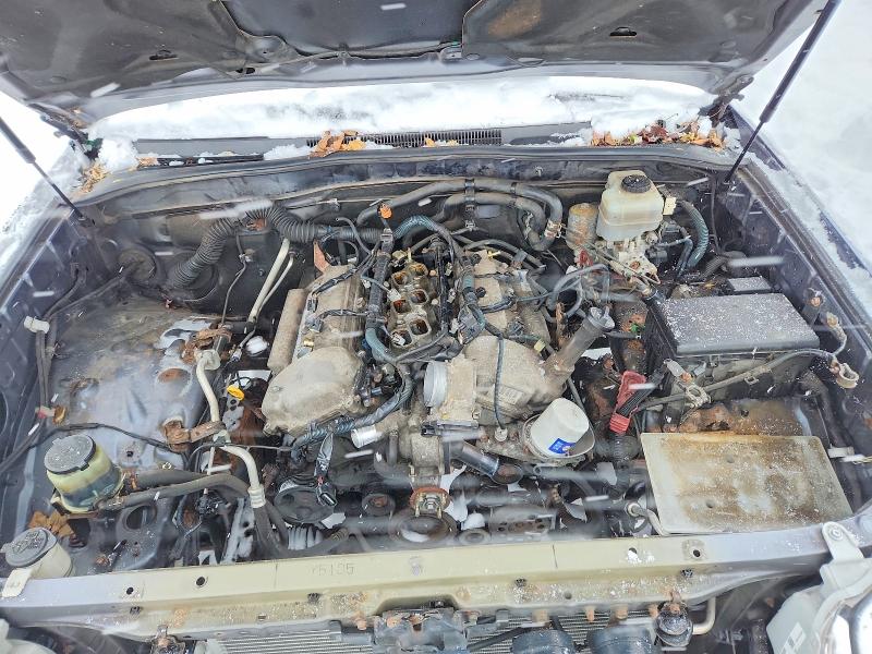 Photo 12 from auction – 2005 TOYOTA 4RUNNER SR with VIN JTEBU14R050058043