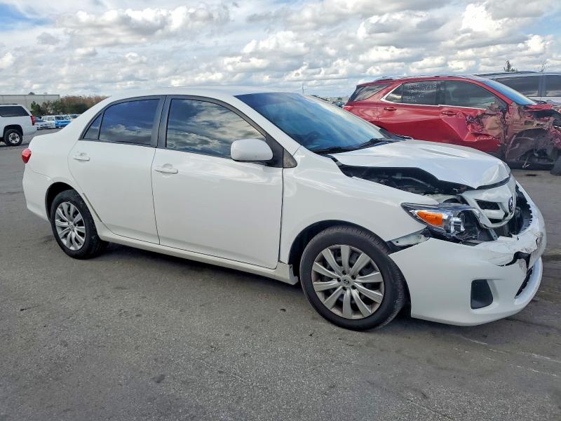 Photo 4 from auction – 2012 TOYOTA COROLLA with VIN 2T1BU4EE5CC801543