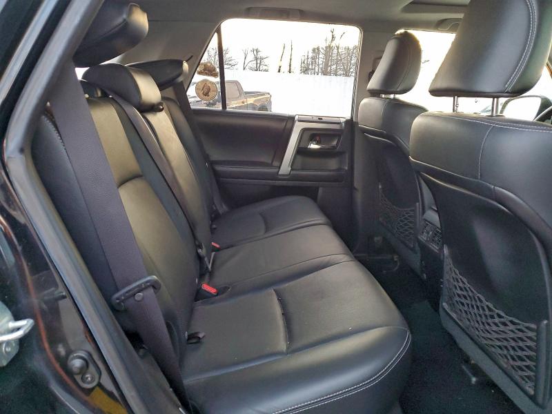 Photo 10 from auction – 2017 TOYOTA 4RUNNER SR with VIN JTEBU5JR7H5421859