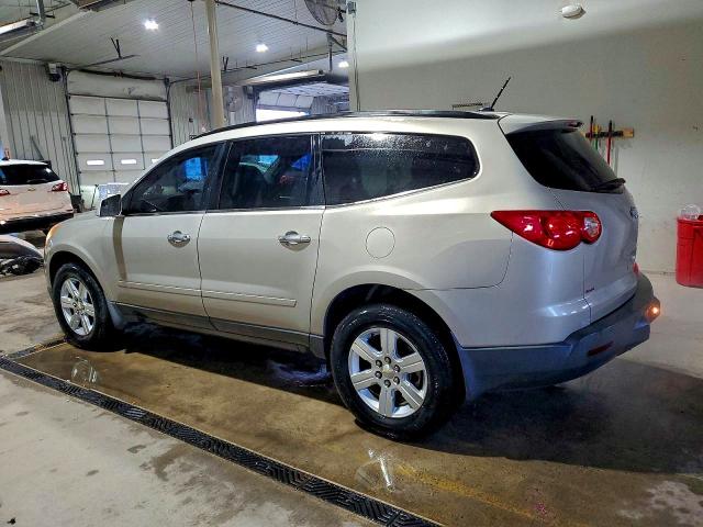 Photo 2 from auction – 2011 CHEVROLET TRAVERSE L with VIN 1GNKRGED5BJ278013