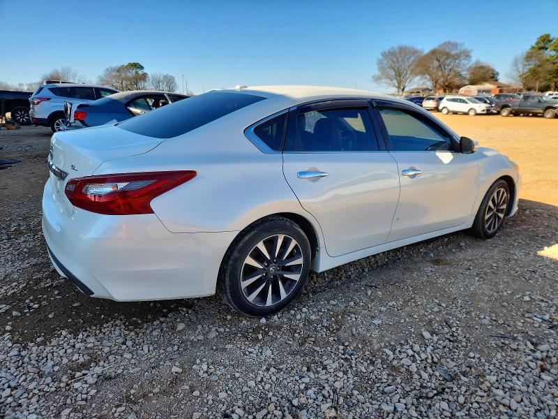 Photo 3 from auction – 2018 NISSAN ALTIMA 2.5 with VIN 1N4AL3AP6JC115085