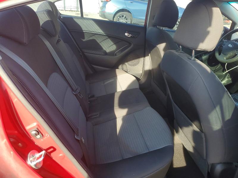 Photo 10 from auction – 2015 KIA FORTE LX with VIN KNAFX4A62F5381407
